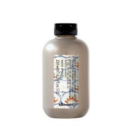 Davines This is a Medium Hold Modeling Gel, 8.45 fl. oz.