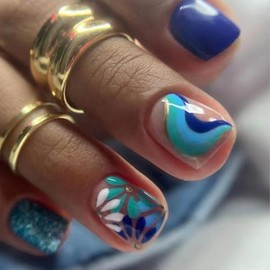 ANDGING Extra Short Press on Nails Blue Square Fake Nails with Flower Curved Swirl Line Design Gel Glue on Nails for Women Girls Acrylic False Nails with Glue Stick on Nails for Wedding Birthday 24Pc