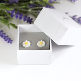 Pretty Smart Daisy Earrings Metal Free Plastic Posts for Sensitive Ears White (11mm)