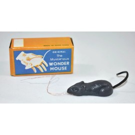 Vintage The Mysterious Wonder Mouse Magic Trick Toy MIB NOS New Old Stock