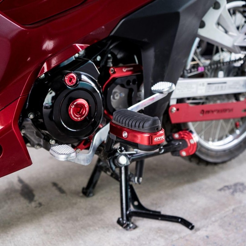 GTR Honda Super Cab C125 Front Footpeg / Front Footpeg