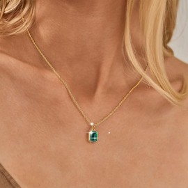 TseenYi Vintage Emerald Pendant Necklace Square Emerald Necklace Green Square Crystal Necklace Gold Chain Necklace Minimalist Chain Choker Necklace Jewellery for Women and Girls, Crystal