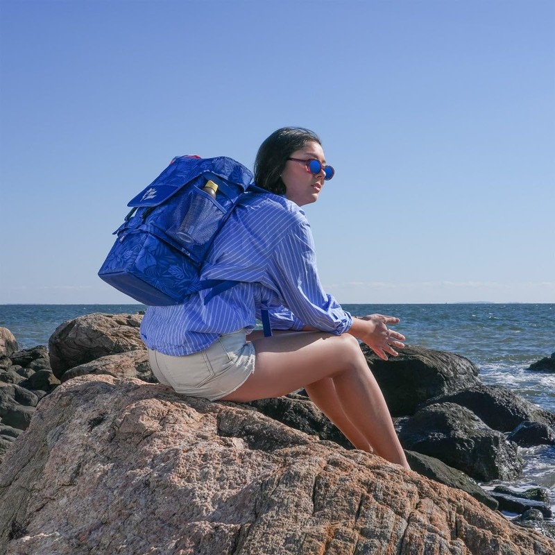 Tommy Bahama Backpack Cooler, Adjustable Straps, Zippered Compartments, Mesh Pockets,