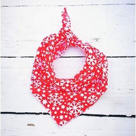 Pet Pooch Boutique Snowflake Bandana for Dog, Small/Medium, Red