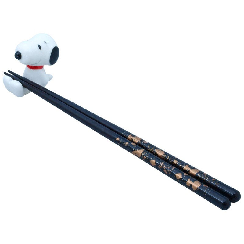 Peanuts 616505 Friends Snoopy Chopsticks Rest