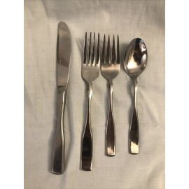 DELTA AIRLINES FLATWARE SET Salad & Dinner Forks Serrated Butter Knife Tea Spoon