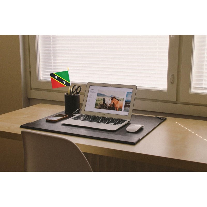 10 Pack Saint Kitts and Nevis Flags - KN Handheld