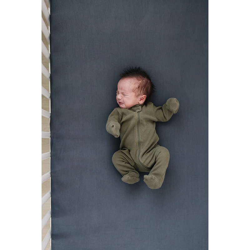 Mebie Baby Stretch Sheet (Charcoal)