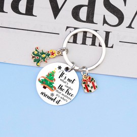 UVIBEW Christmas Gifts for Women Men Christmas Keychains Christmas Tree Gifts Best Stocking Stuffers for Women 2024 Christmas Gifts for Teen Girls Boys Bag Charms for Women