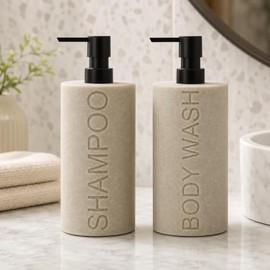 Juego de 2 dispensadores de champú, acondicionador o lavado corporal, lujosas botellas recargables con parte superior mate y texto en relieve, diseño 