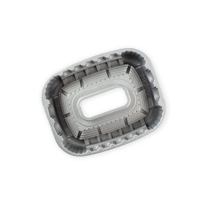 Nordic Ware Pro Cast Stadium Pan