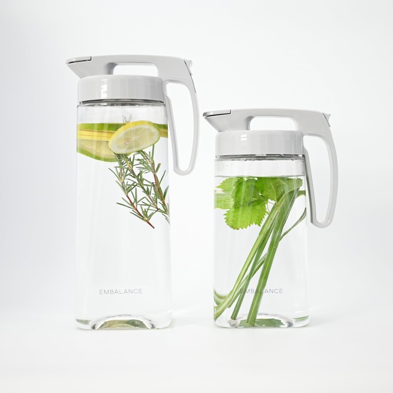 Wilmax T22432 EMBALANCE EMBALANCE Seamless Pitcher with Handle Lid and