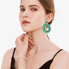 Chanaiqw Statement Raffia Tassel Earrings Boho Summer Beach Lightweight Straw Wicker Dangle Drop Earrings Rattan Fringe Jewelry for Women (Green)