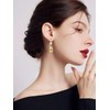 Vissen Golden Teardrop Chunky Earrings Hanging Women's Earrings White Pearls