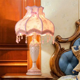 NIUYAO Night Stand Lamp Single Bulb Desk lamp Romantic Pastoral Scalloped Dress Fabric with Braided Trim Table Light Bedside Lamp