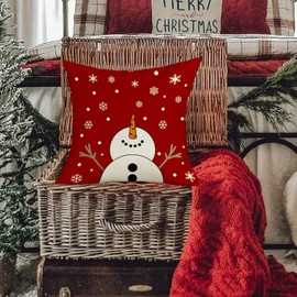 RABUSOFA Christmas Pillow Covers 18x18 Inch,Christmas Decorations Throw Pillow Covers,Xmas Winter Snowflakes and Snowman Christmas Decor Cushion Covers for Sofa Couch Farm White Red