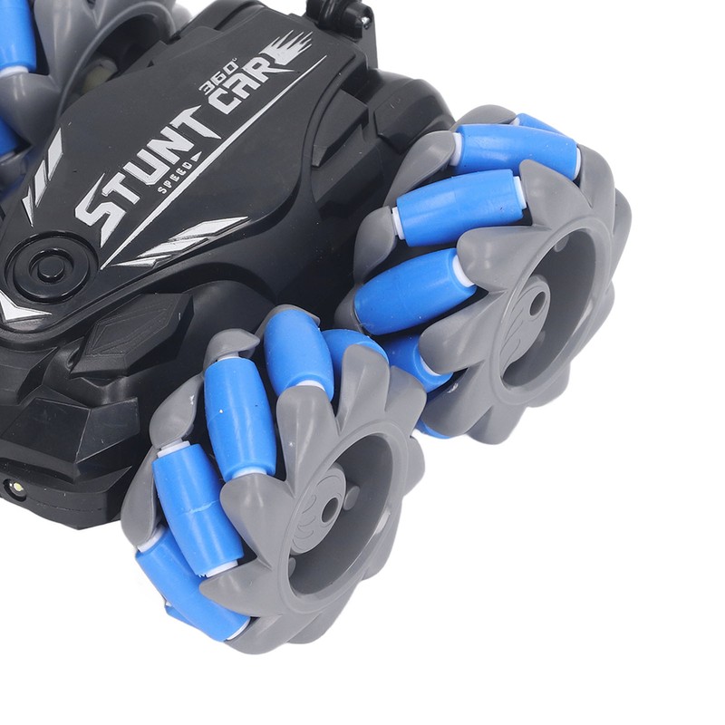 RC Stunt Car 4WD Rotating Flipping Rechargeable 2.4G Remote Control