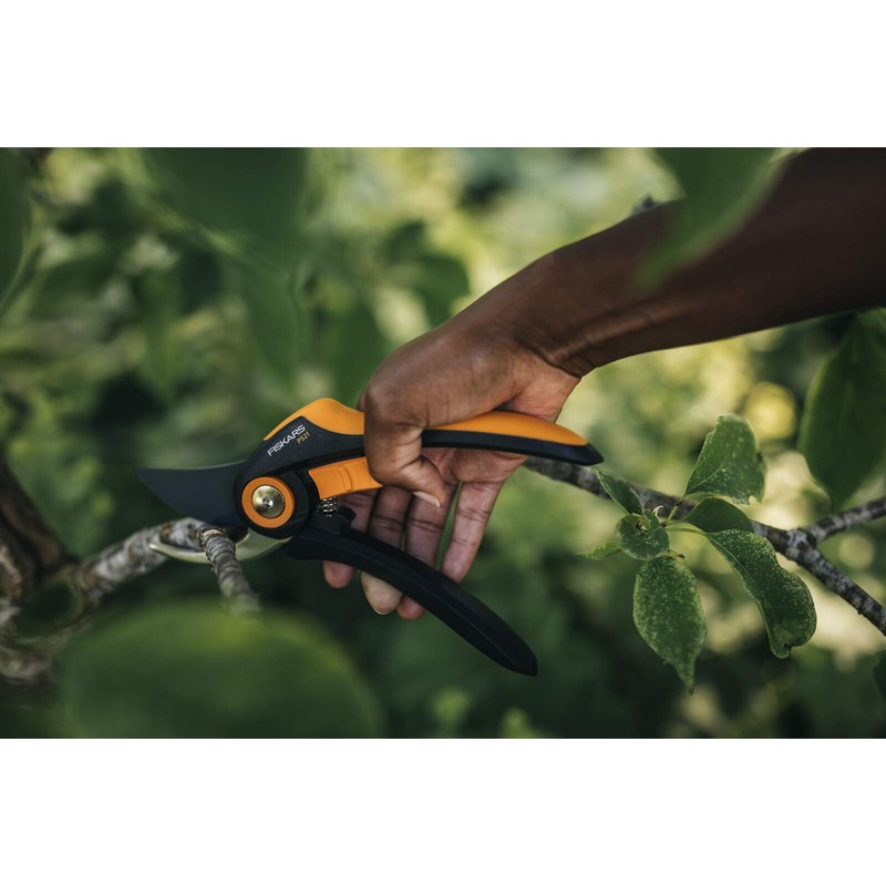 Fiskars Bypass secateurs