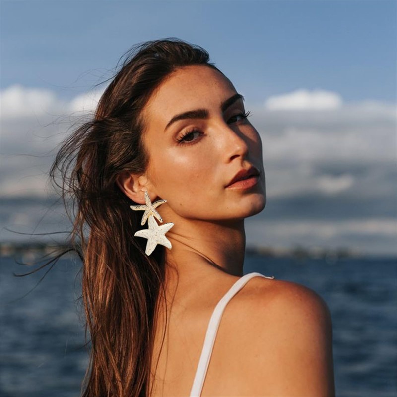QLYOVWE Starfish Earrings for Women Large Gold Statement Star Earrings