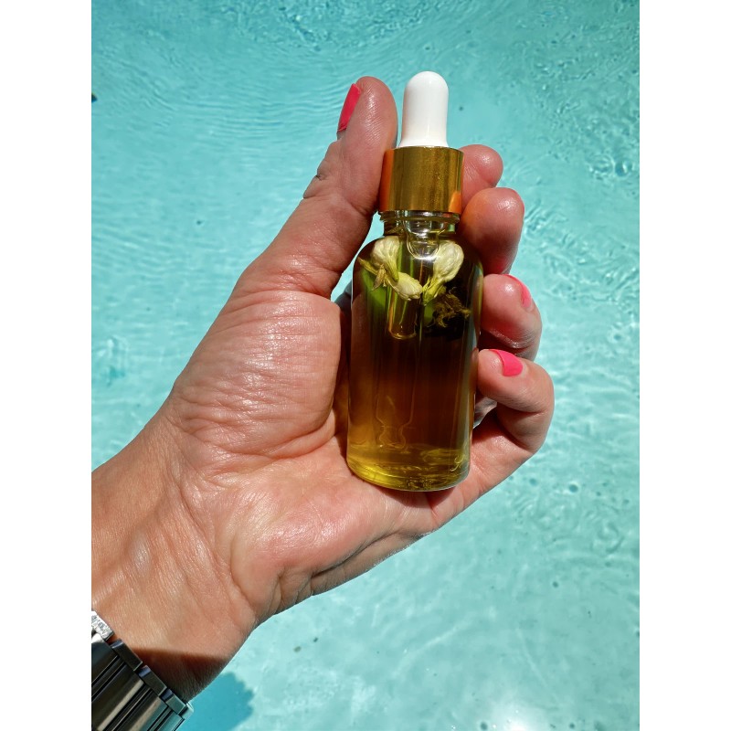 LustrousGlow Acne Clarifying & Calming Facial Oil.