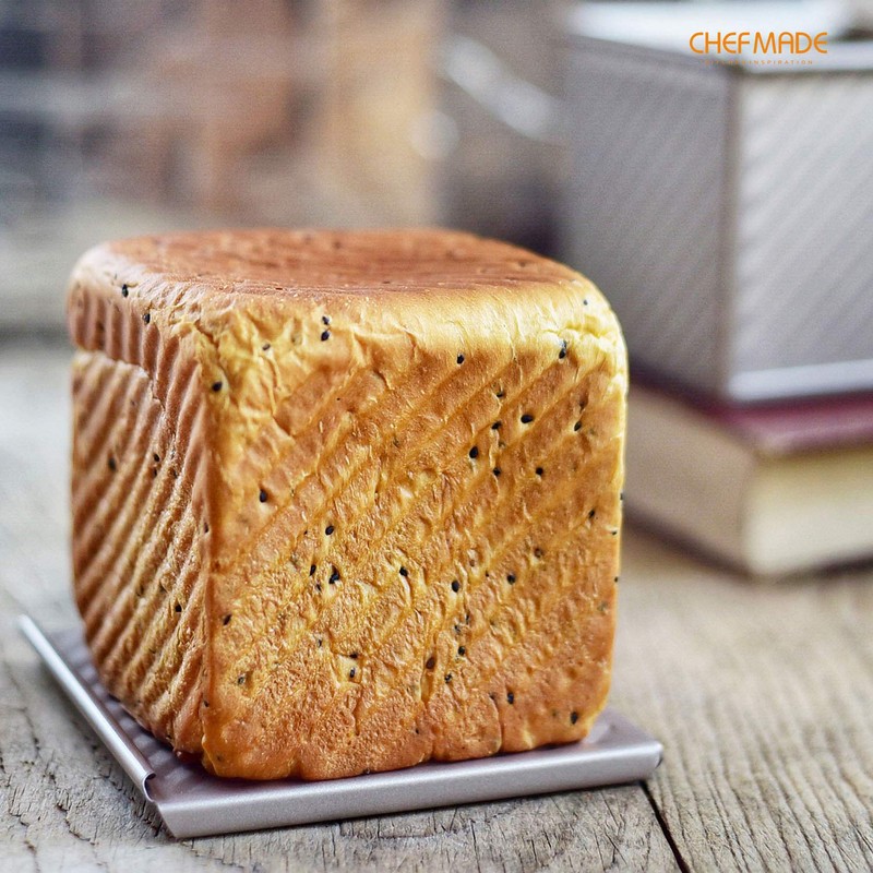 CHEFMADE Mini Pullman Loaf Pan with Lip, 0.55Lb Dough Capacity