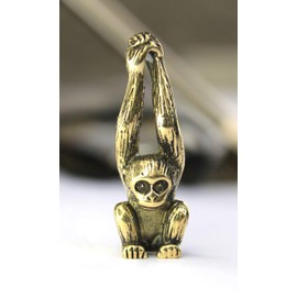 Brass Monkey Sculpture Ornament Keychain Metal Figurine Knick-Knack Lucky Trinket Collectible Fang Shui Miniature