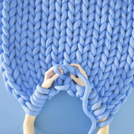RANJIMA Thick Wool Yarn, Thick Wool for Hand Knitting, Coarse Knitted Cuddly Blanket, 250 g, Length Approx. 12.5 m, Bulky Arm Knitting Chunky Wool Yarn, Hand Knitting Yarns for Sofa, Carpets, Blanket,