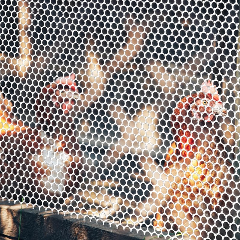 White Plastic Chicken Wire Mesh Fence Hexagonal Poultry Netting Plastic