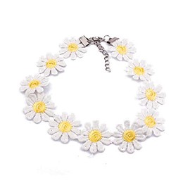 JOYID Sweet Sunflower Pearl Leaf Pendant Necklace Resin Daisy Flower Clavicular Chain Fashion Jewelry for Women (Choker)