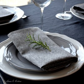 Linen & Cotton Schön Edel 4 x Fabric Napkins Honeycomb - 100% Linen, Black Beige Grey (47 x 47 cm) Napkins Fabric Linen Napkins Table Decoration for Wedding Celebration Catering Christmas