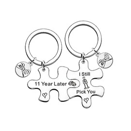 QMVMV 11 Year Wedding Anniversary Keyring Gifts for Her Him Husband Wife 11th Anniversary Gifs for Men Women from Wifey Hubby Boyfriend Girlfriend