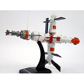 MIR Space Station Scale Model Kit (Kit, assembly required)