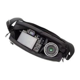 [Etsumi] Etsumi & Coleman Camera Bag Coleman Mini Shoulder Bag 3.6L [Back Pocket, 2 Dividers] VCO-8766 Black