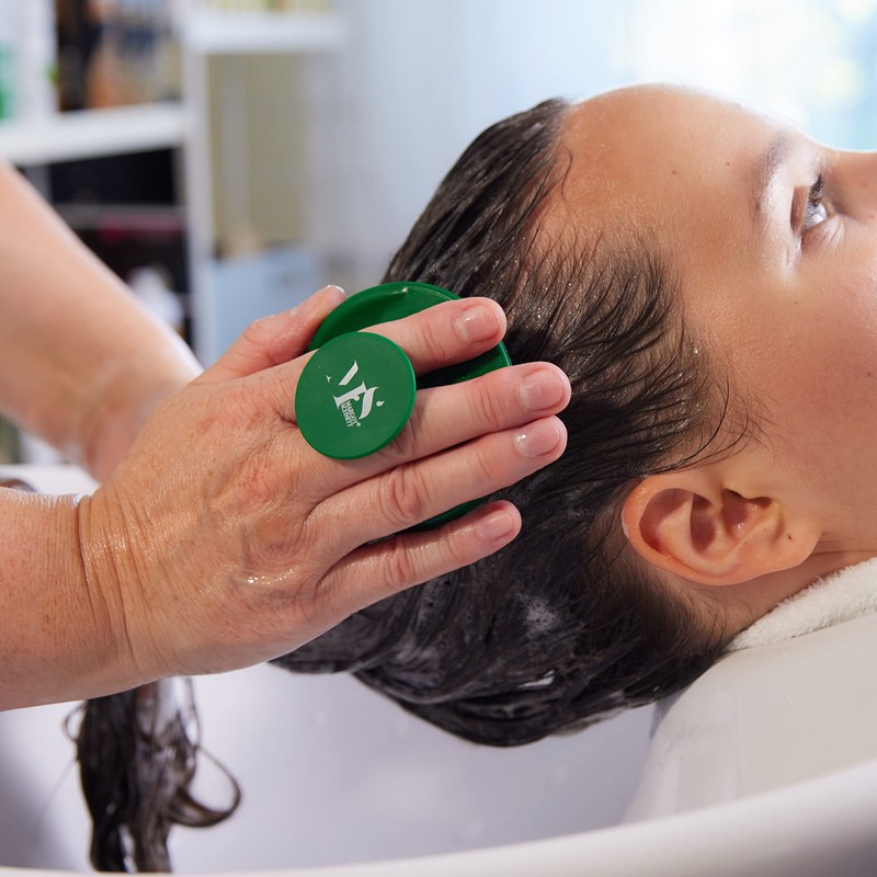 Margot Schmitt The fabulous garden head massage brush