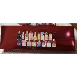 Macy's 2024 Woman 18-Pc. Favorite Scents Perfume Samples Set