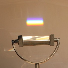 Triangular Prism, Optical Glass Triangular Prism Glass Prism with Stand for Teaching Light Spectrum Physics and Photo Photography Prism