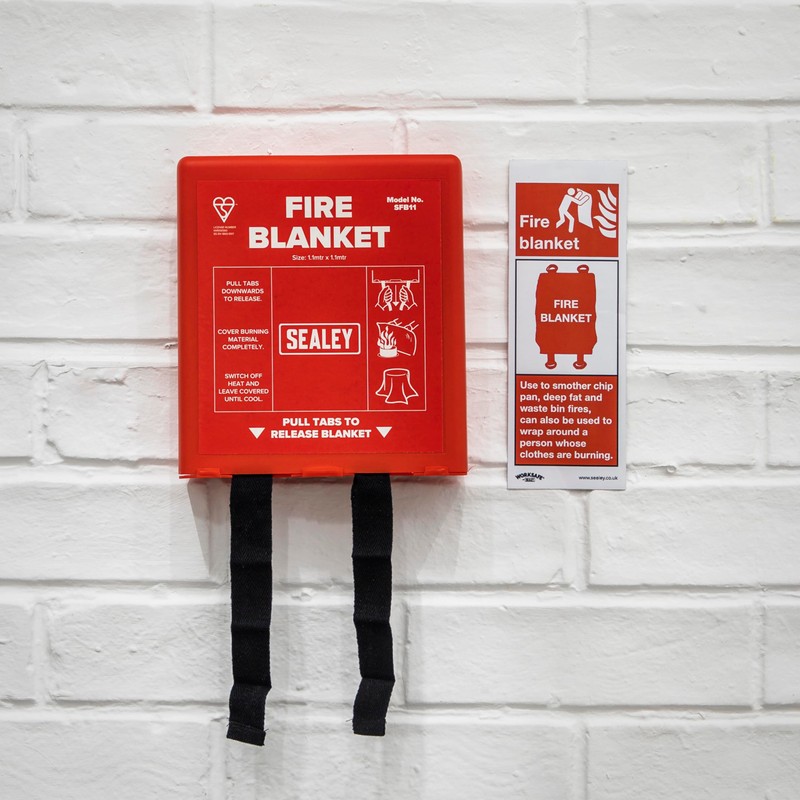 Safe Conditions Safety Sign - Fire Blanket - Rigid Plastic