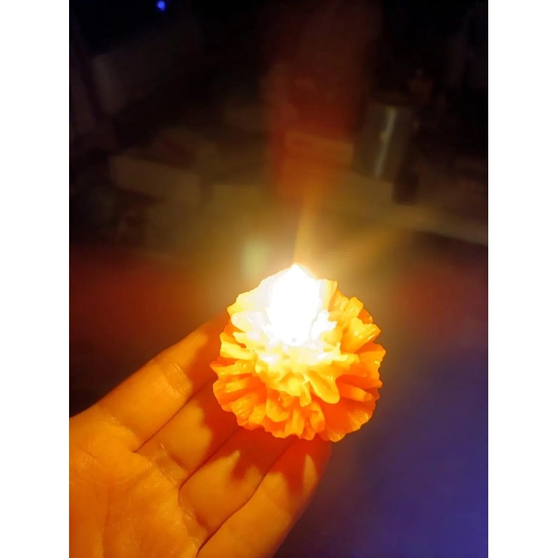 Set de 12 velas de cempásuchil con forma y aroma