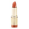 Milani Labial Milani Lipstick Color Statement color 03 orange-gina cremoso