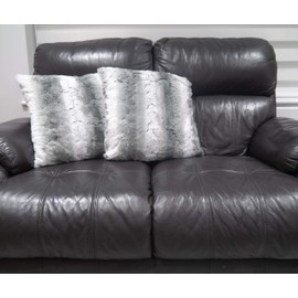 Lex's Linens Pack of 2 Opulence Premium Faux Fur Cushion Covers (Arctic Fox, 45 x 45 cm)