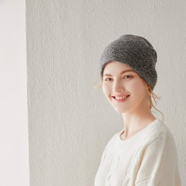 Aspen Double Layered 100% Cashmere Beanie High-Performance Cashmere Ski Beanie (Black and White)