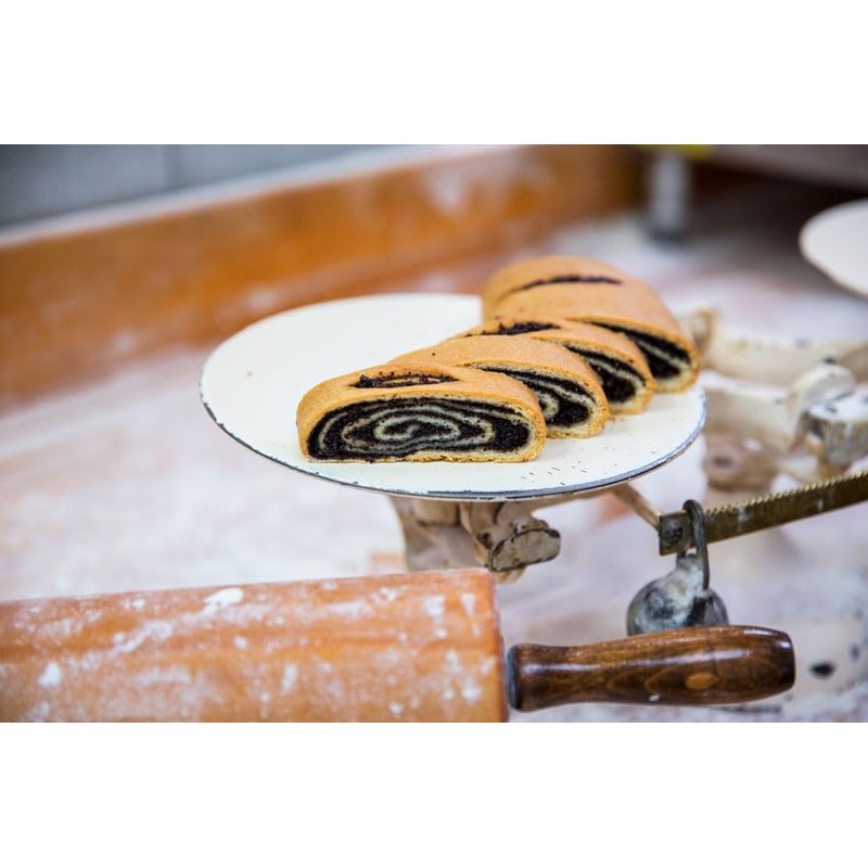 Hungarian Nut Roll - Poppyseed (Over 1.5 lbs)