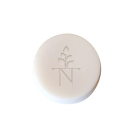 Nativa5 Acondicionador Sólido de Aceite de Almendras + Manteca de Karité. Aroma Vainilla. Aporta suavidad y brillo. Elimina el frizz y desenreda el cabello. Libre de Sulfatos y Parabenos. Biodegradable.