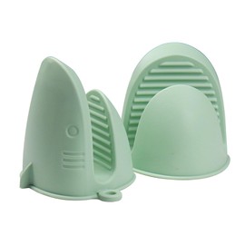 Cartoon Shark Shape Silicone Oven Mitts - Heat Resistant Cooking Pinch Grips