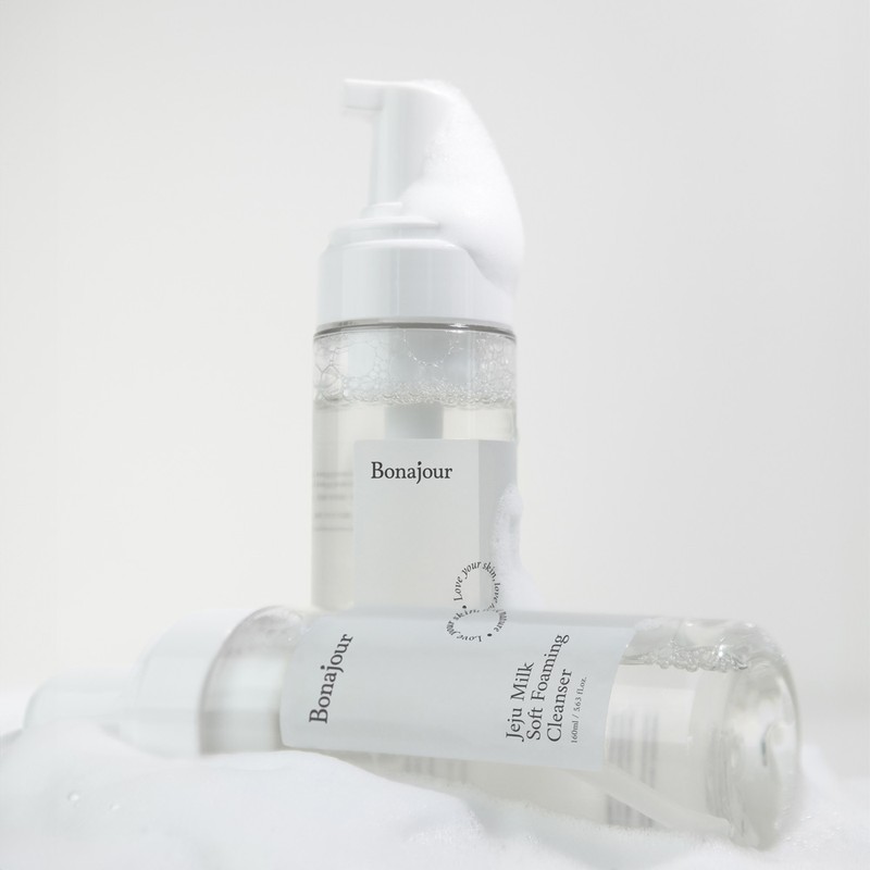 Bonajour Jeju Milk Soft Foaming Cleanser 160ml / 보나쥬르 제주밀크