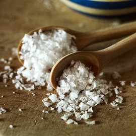 Maldon Sea Salt, 8.8 oz (250 g), MALDON SEA SALT FLAKES, 8.8 oz (250 g)