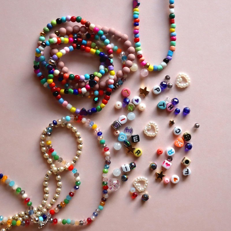 PATIKIL Alphabet Beads, 100 Pcs Gold Letter Beads Acrylic Charms