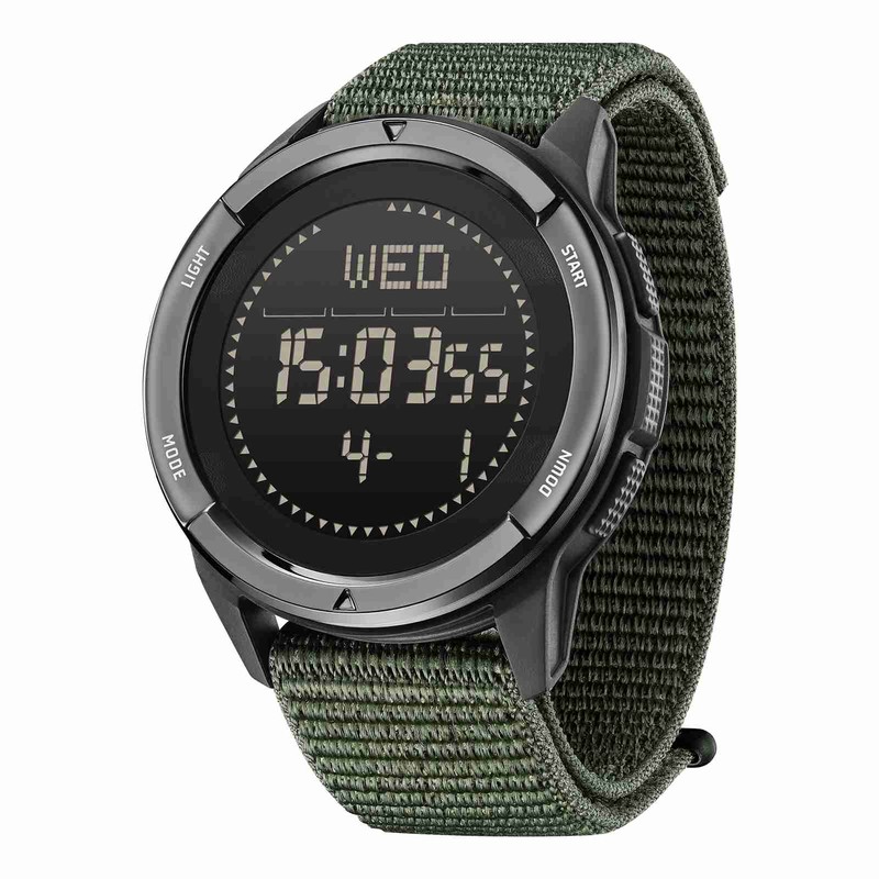 Outdoor Sports Watch Carbon Fiber Case Water Resistant Multifunctional Wristwatch