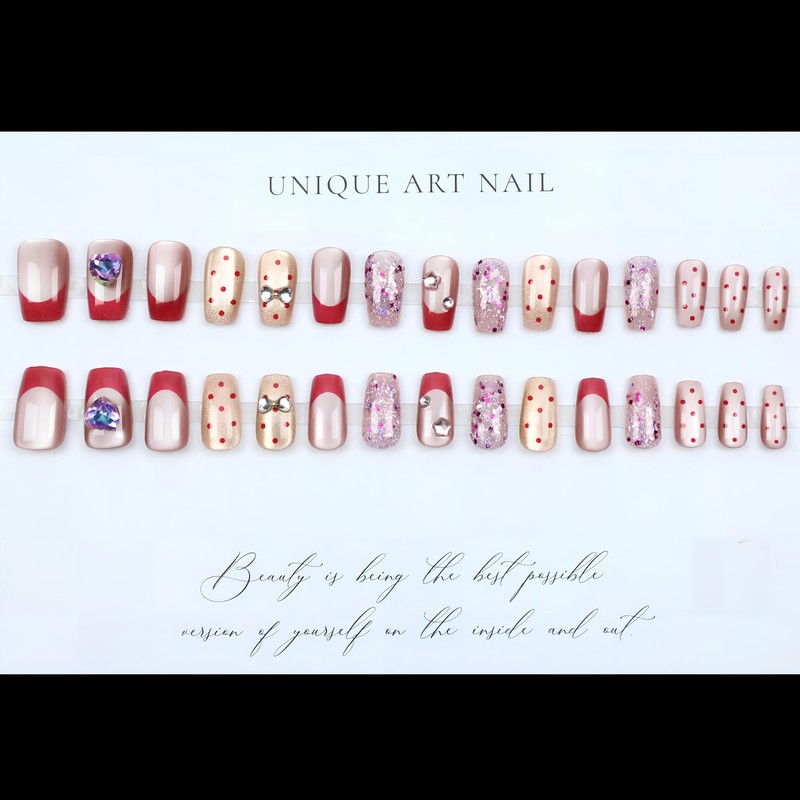 [NEURAD]ネイルチップ ミディアム 30枚入マグネットタイプ スイートフレンチ ピンドット×グリッター×クリスタル ハンドメイド付け爪ネイル 人気 和風 かわいい 成人式