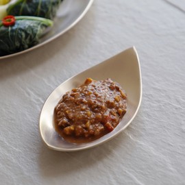 Notdam Bangjja Yugi Leaf Plate Small / 놋담 방짜유기 나뭇잎 접시 소